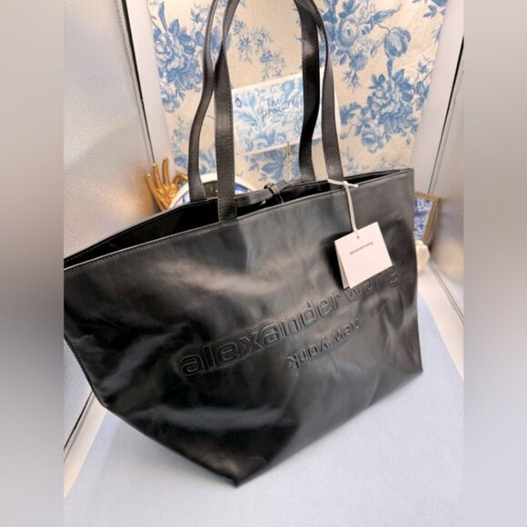 🆕 ALEXANDER WANG 🧿 NWOT Punch Crackle Leather Tote, Black Leather - AUTHENTIC - Picture 2 of 16